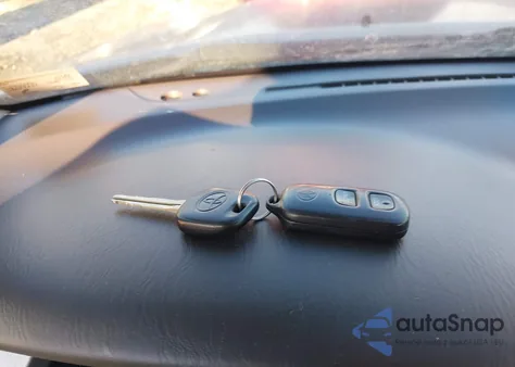 2003 Toyota Highlander V6 from USA, damaged, VIN JTEHF21A530120784